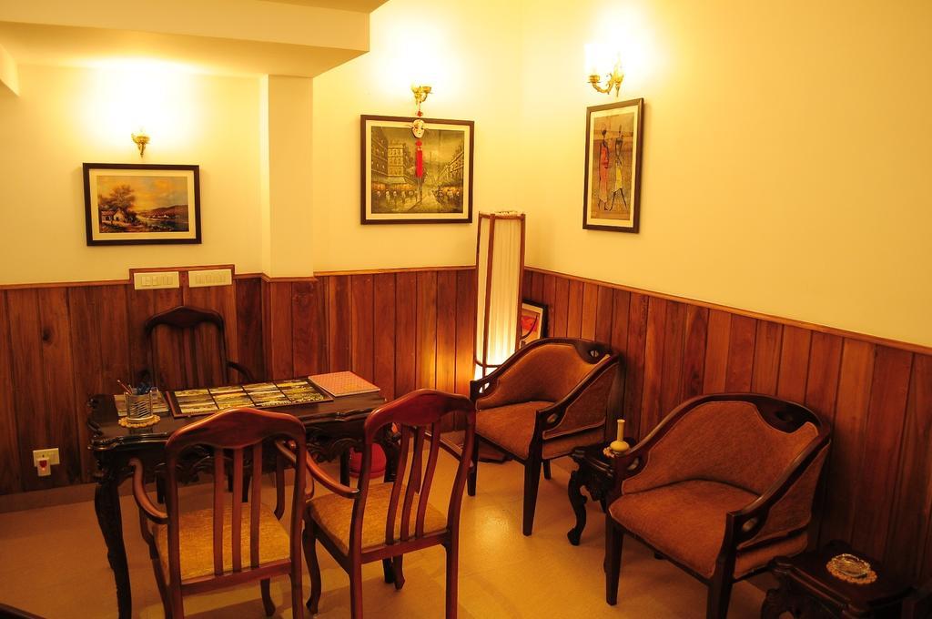 Garden Manor Hotell Ooty Exteriör bild