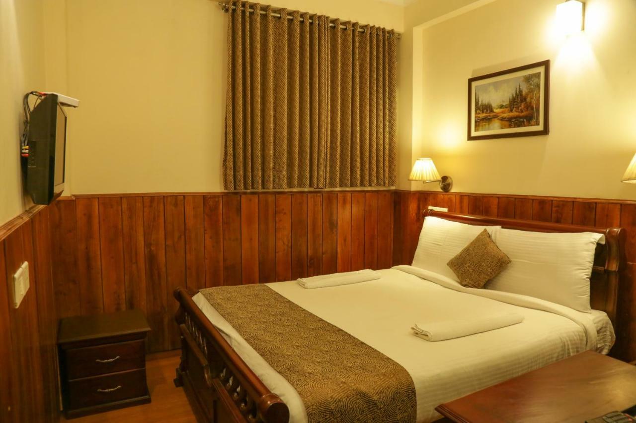 Garden Manor Hotell Ooty Exteriör bild