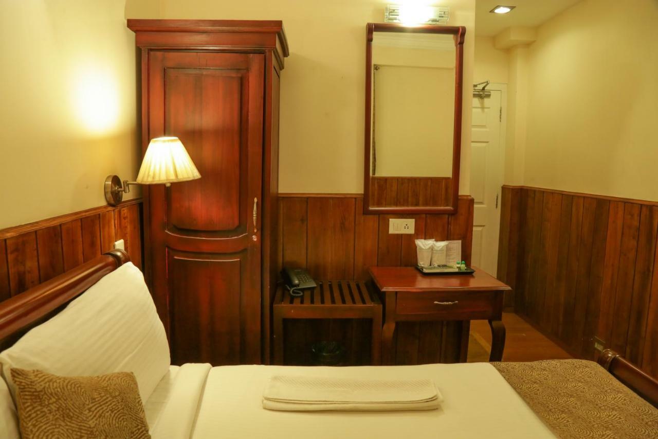 Garden Manor Hotell Ooty Exteriör bild
